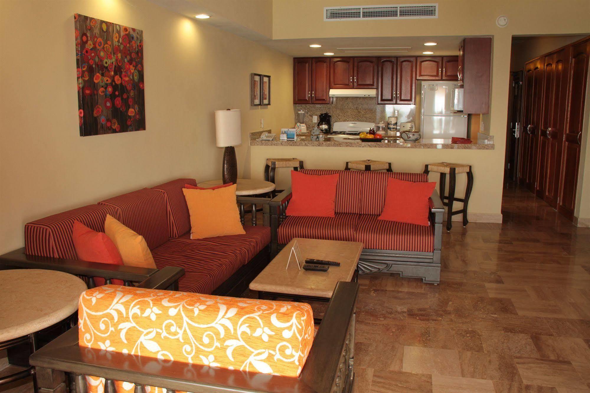 Torres Mazatlan Hotel Exterior photo
