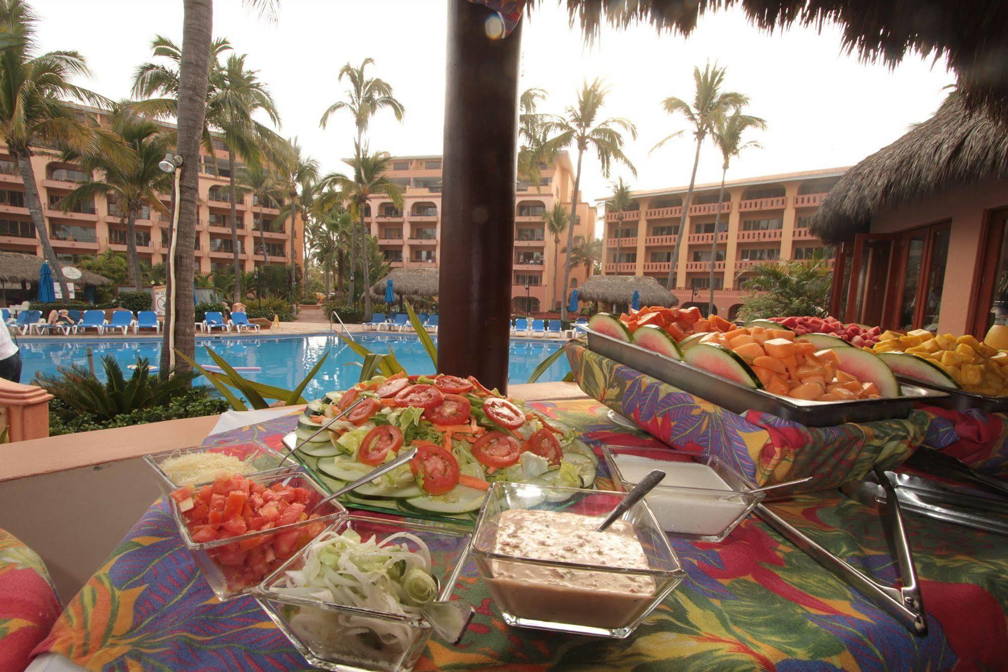 Torres Mazatlan Hotel Exterior photo